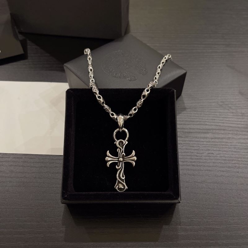 Ch**me He**ts necklaces